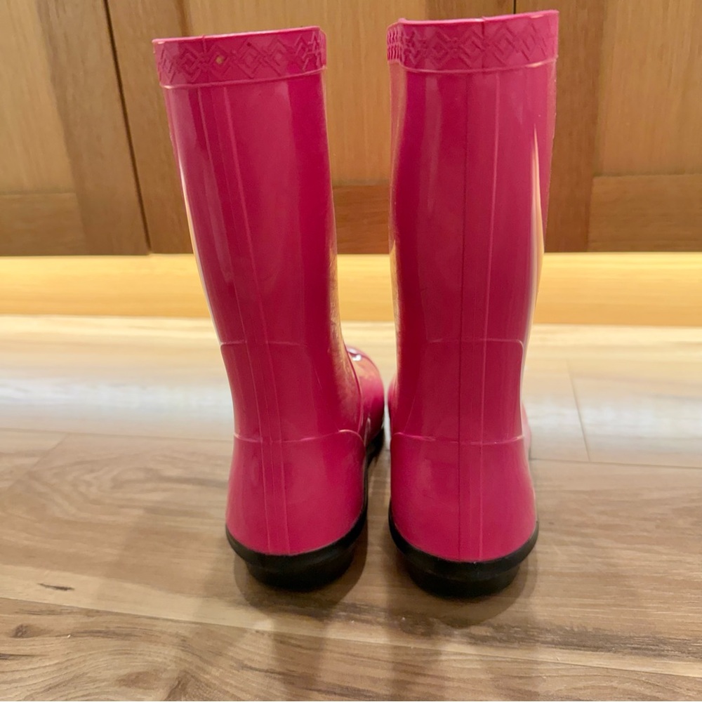 UGG Girls Vibrant Pink Rain Boots Size 2 - Picture 2 of 4